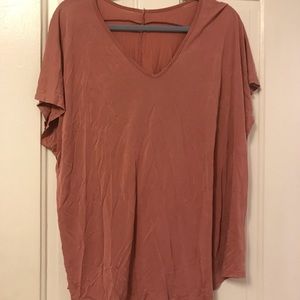 Maurice’s T-shirt size 3